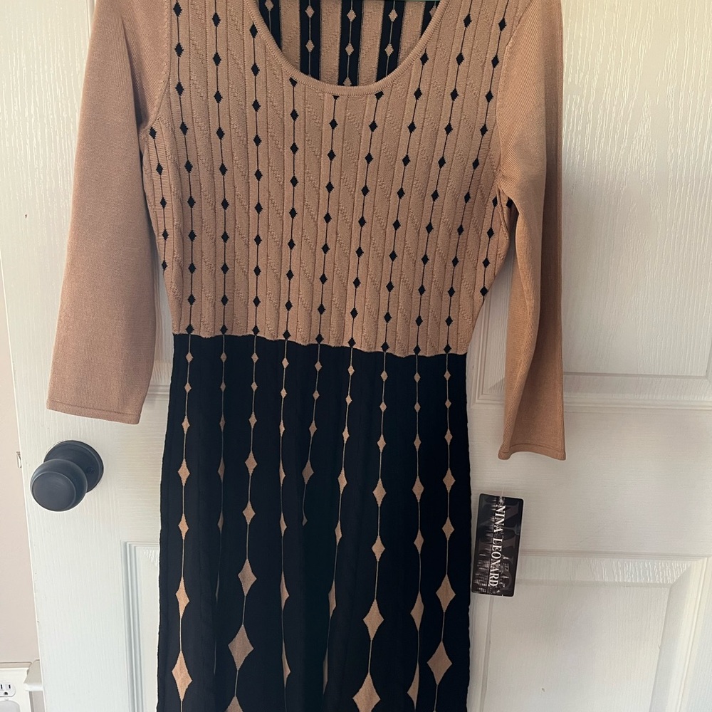 Nina Leonard Beige and Black Long Sleeve Dress